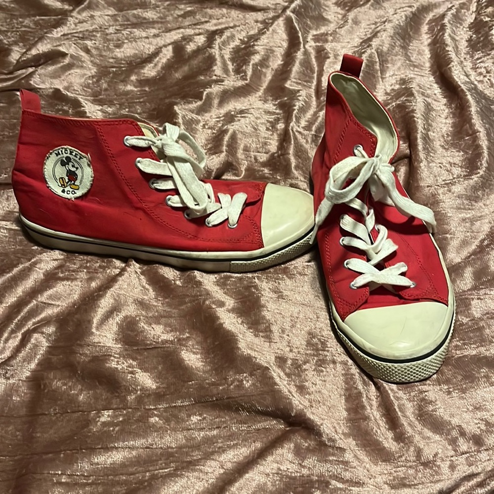 Mickey mouse Red High Tops
